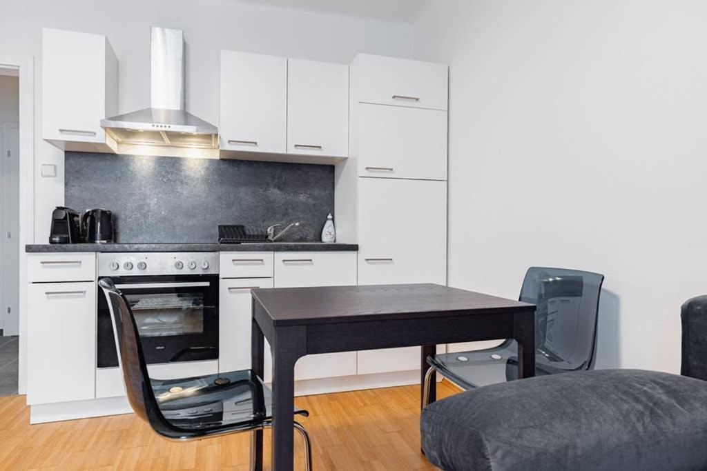 Newly-renovated, In The Heart Of Apartament Wiedeń